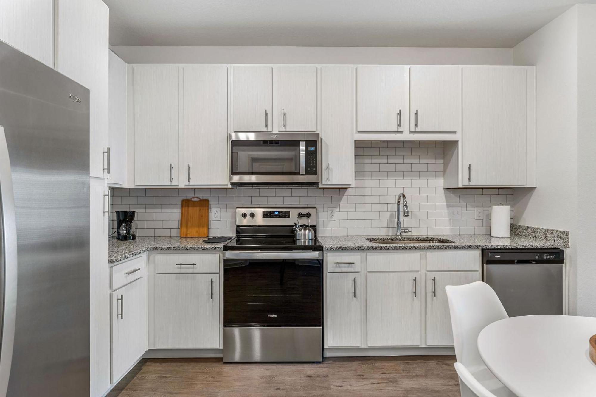 Complete Lush Green Apartment 10 Min To Parks Pets Allowed, Resort-Style Amenities Orlando Zewnętrze zdjęcie